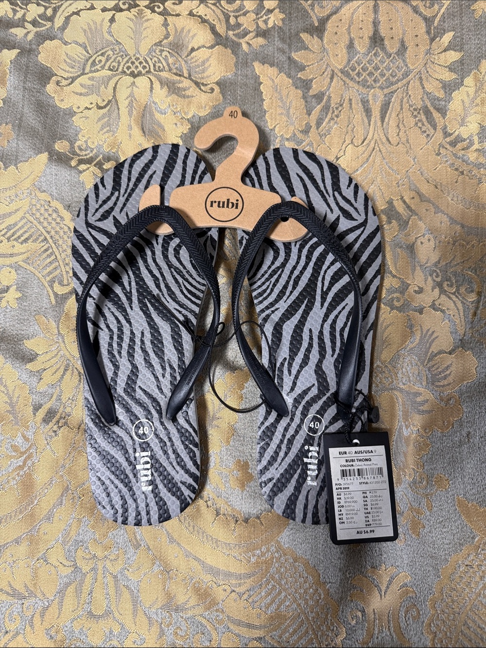 Black Zebra Print Women's Flip Flops Sandals